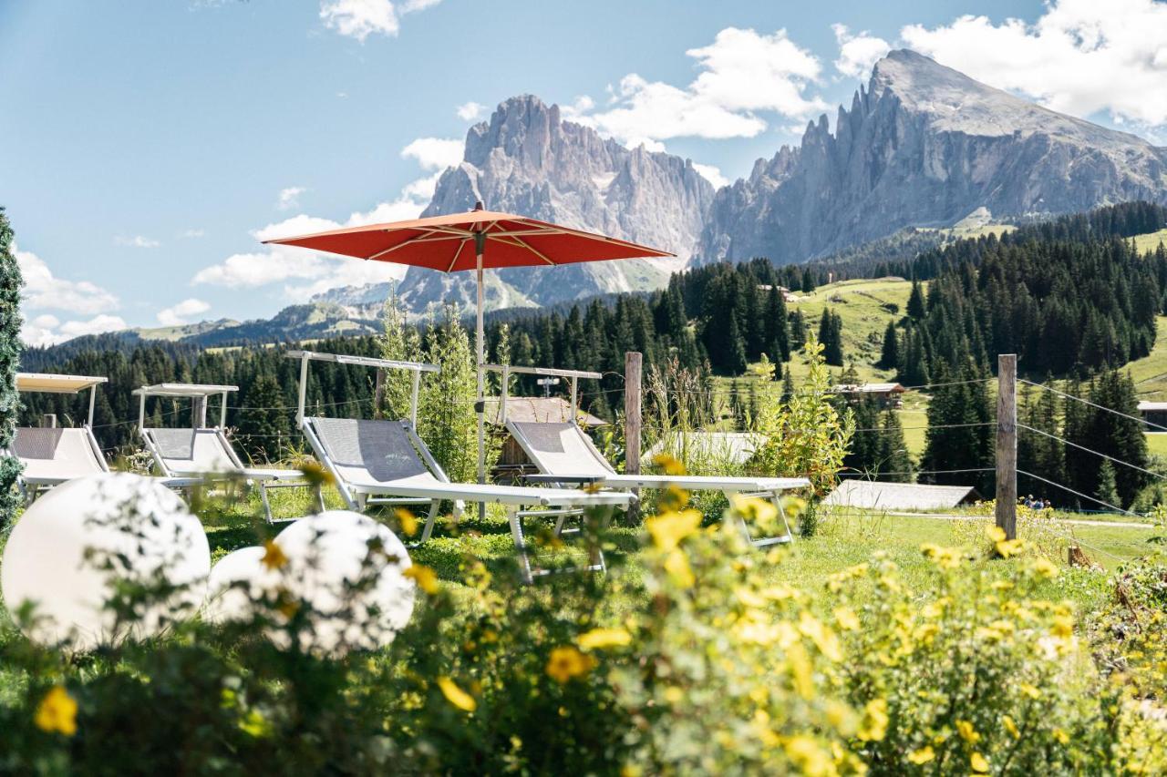 Saltria - Your Alpine Experience Hotel Alpe Di Siusi Exterior photo