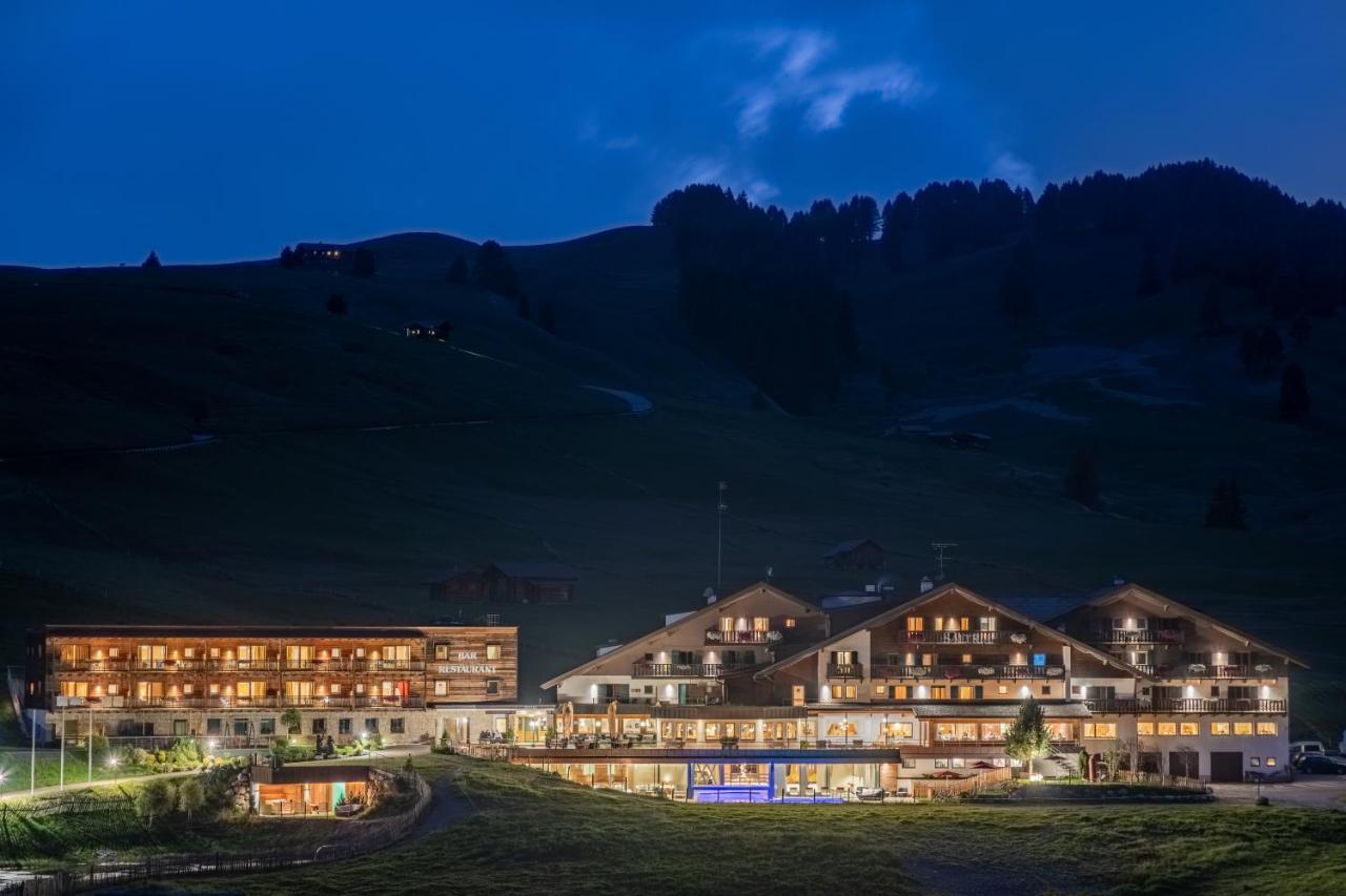 Saltria - Your Alpine Experience Hotel Alpe Di Siusi Exterior photo